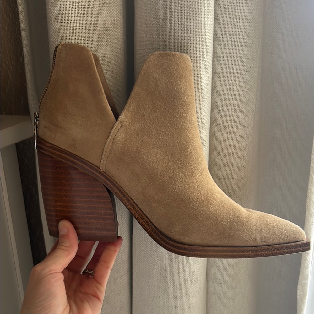 Vince Camuto natural warm booties